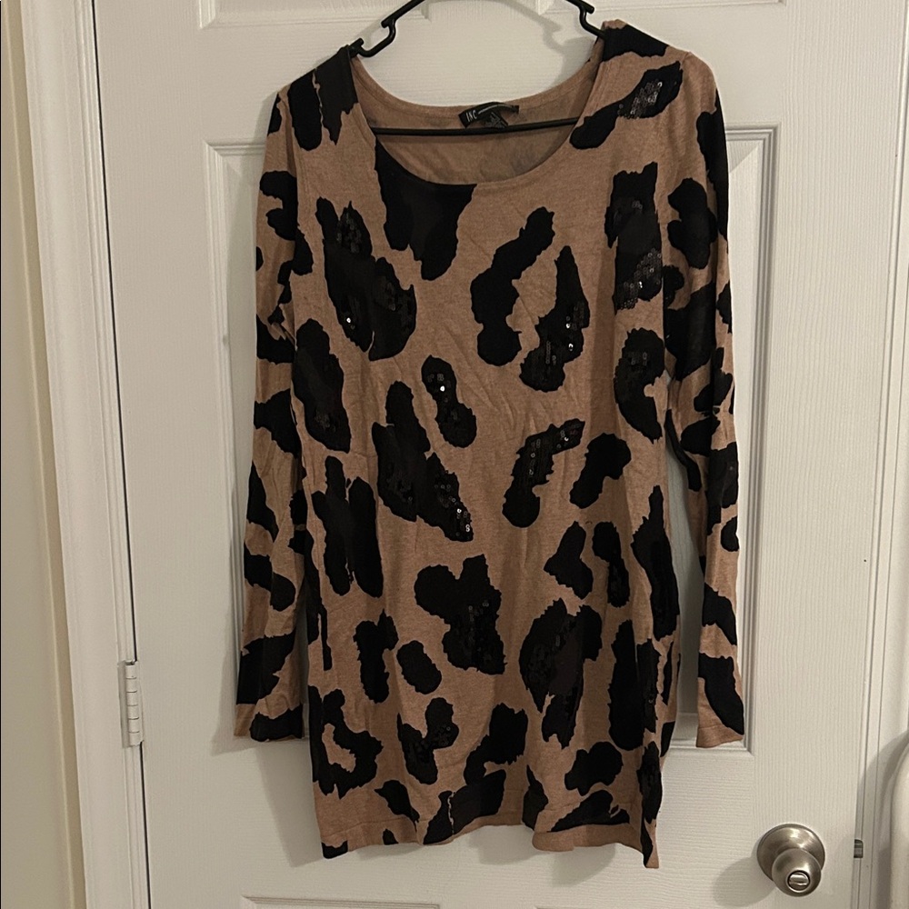 INC International Concepts Tan and Black Sweater